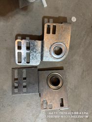 New endplate and old endplate. New bearing, old bearing. Rounded edges, sharp edges.
