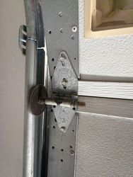 Livermore garage door project photo 14