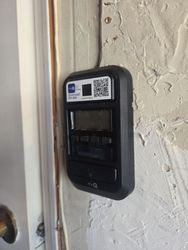 Clipmaster twenty four twenty l. What? Wall button.