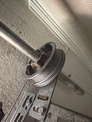 Cable off track. End plate crooked.